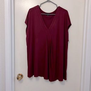 Lane Bryant pleated v-neck blouse size 22/24